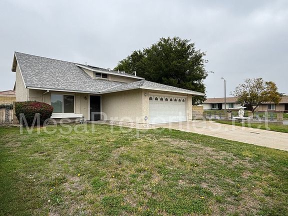 2nd image of 17572 Jackson Dr