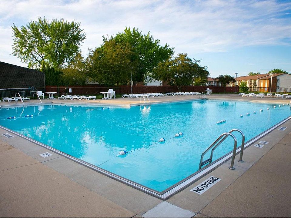 Oaks at Hampton Apartments 643 Dorchester Dr Rochester Hills MI Zillow