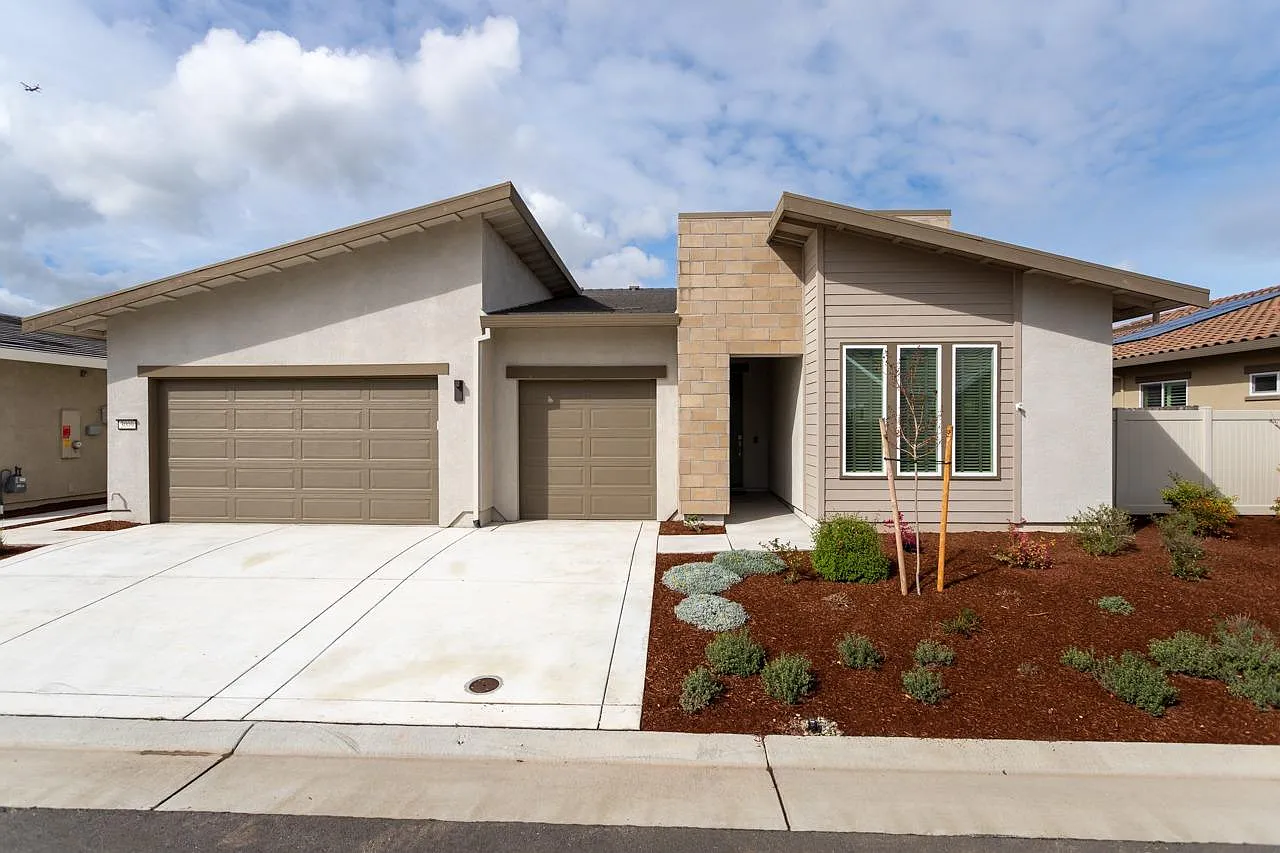 3009 Dusk Ln photo 1