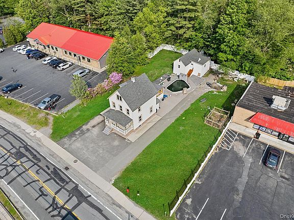2nd image of 31 Forestburgh Road