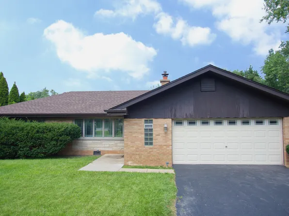 16W320 94th St, Burr Ridge, IL 60527