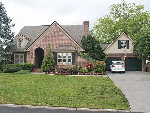 3rd image of 1227 Harper Pl
