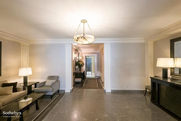 Sold by Sotheby's International Realty | media 7