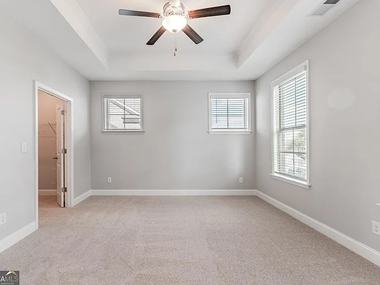 5051 Pinckney Ln — Photo 41