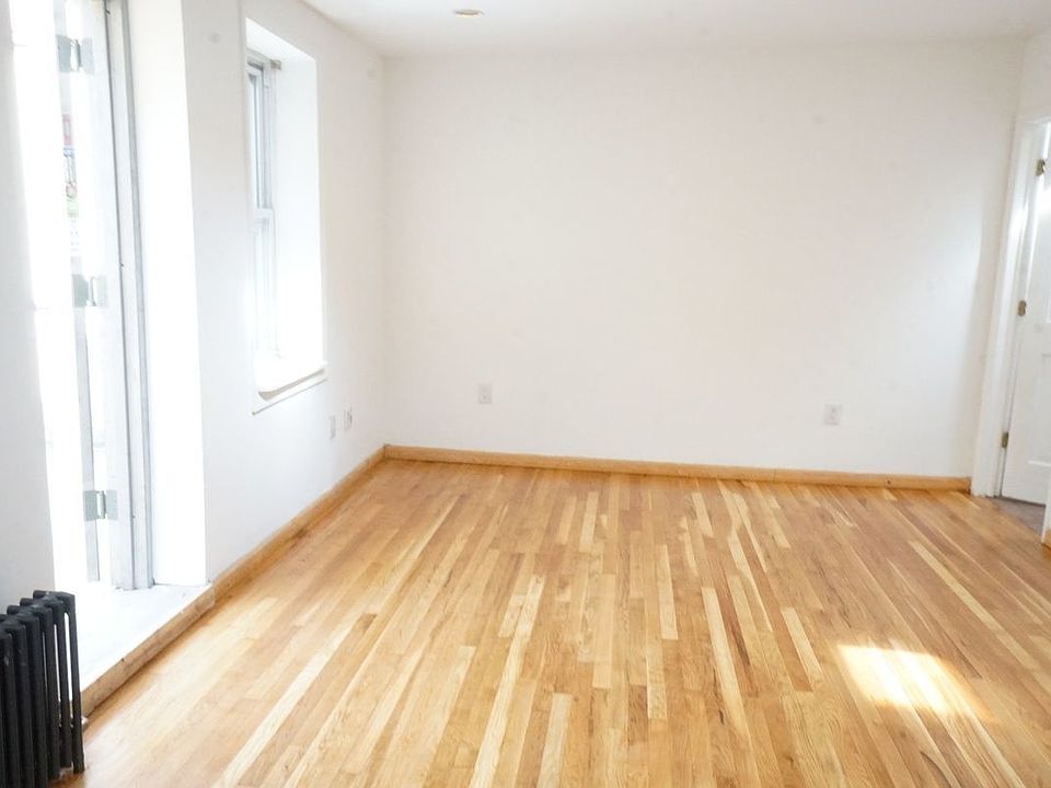 1st image of 658 Dean St #1A
