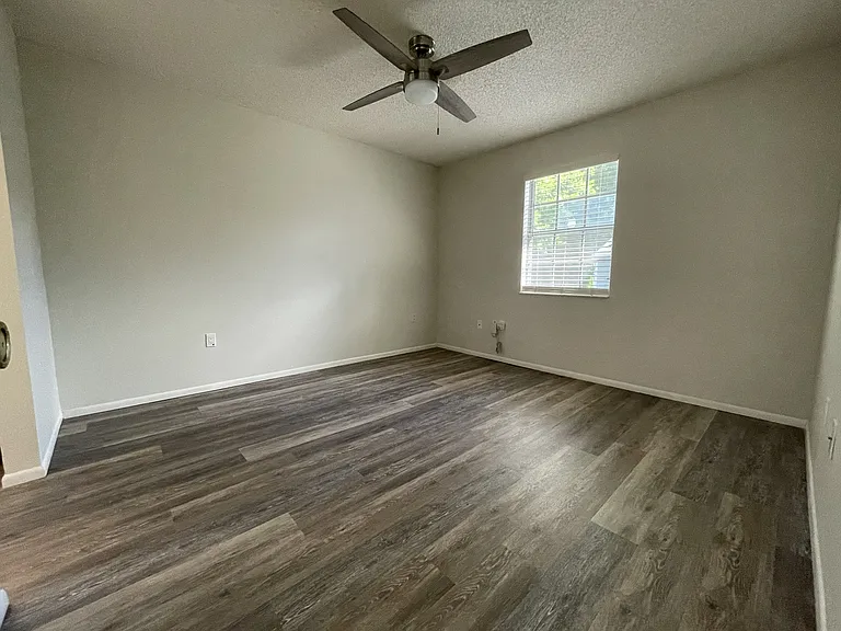 12512 Knollbrook Ln — Photo 29