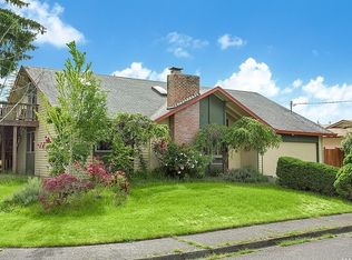 1058 Tacoma Ave NE, Renton, WA 98056