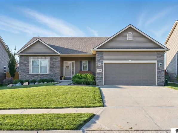 17028 Morgan Ave, Gretna, NE 68028