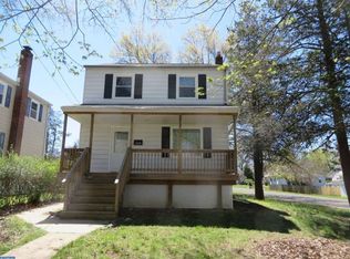 306 Mecray Ln, Maple Shade, NJ 08052