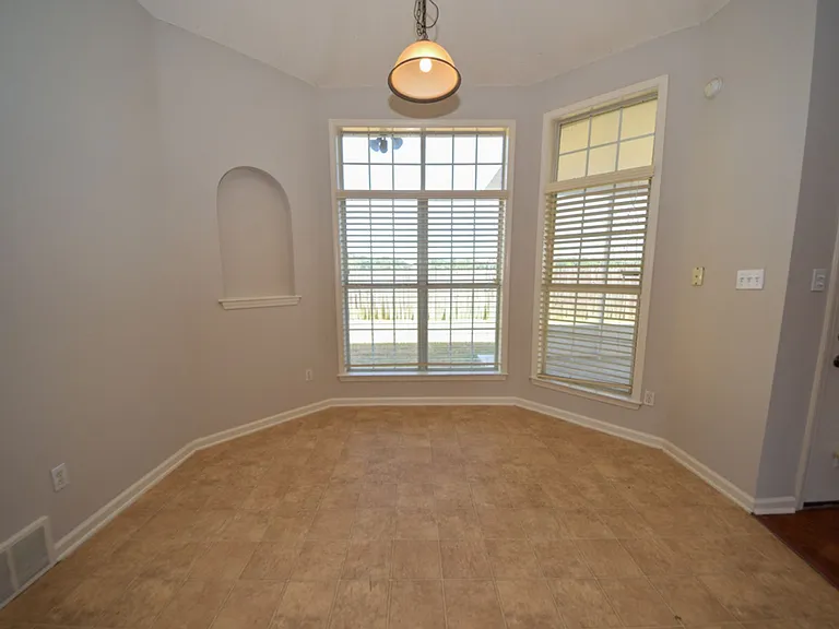 2648 Plum Creek Dr — Photo 8