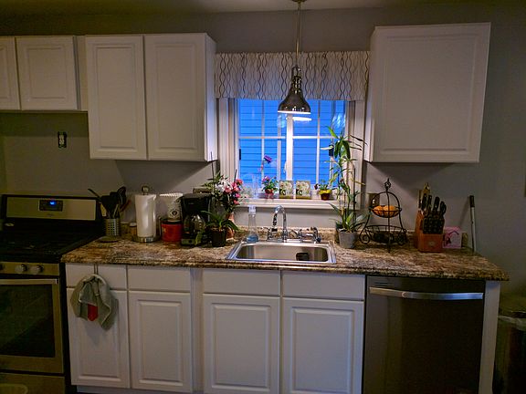 3rd image of 6095 Sylvia St