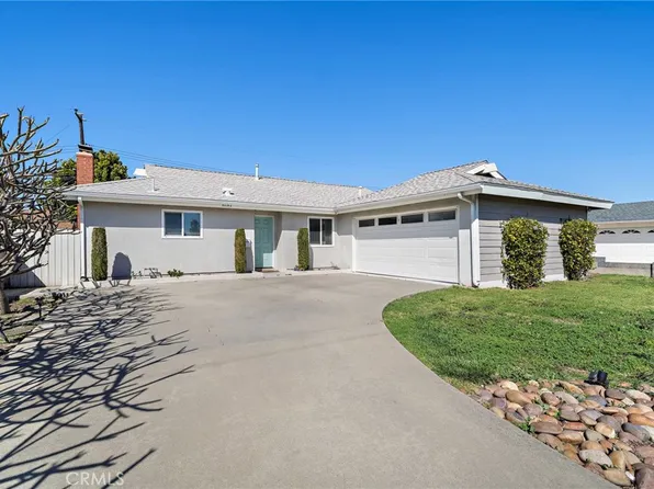 8181 Holland Dr, Huntington Beach, CA 92647