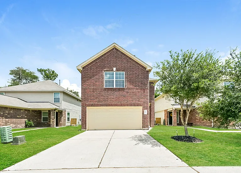 12023 Pia Dr — Photo 1