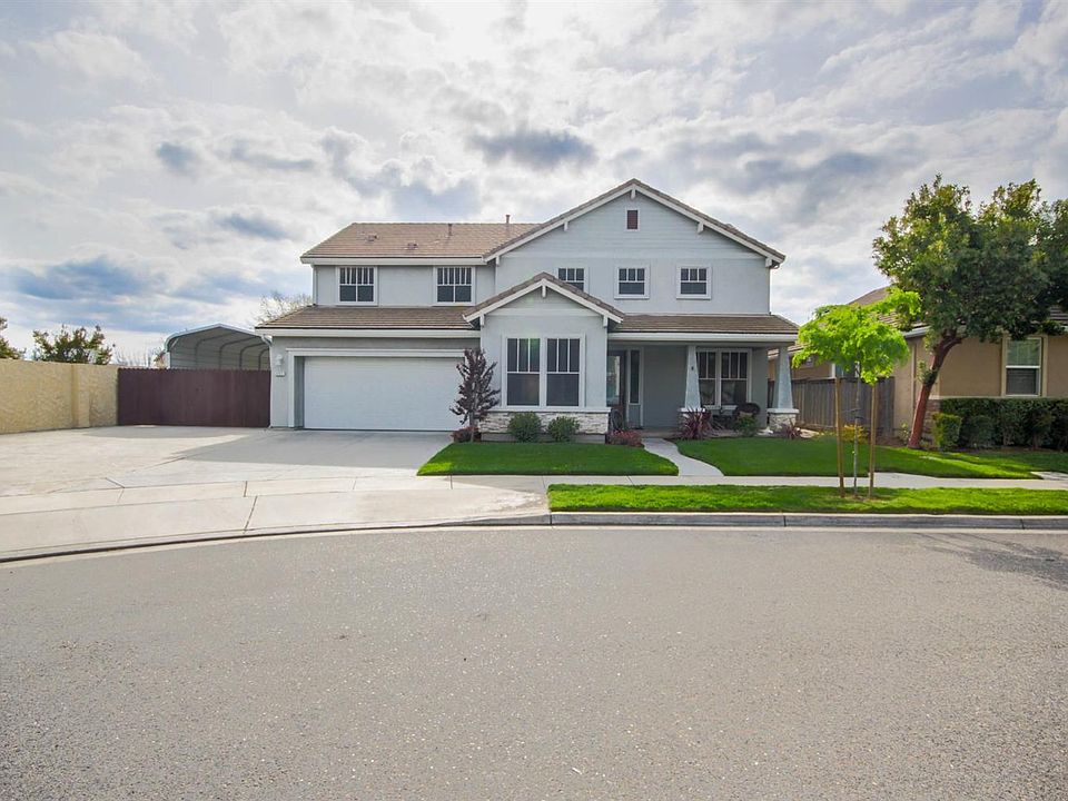 1st image of 592 Buckaroo Ct