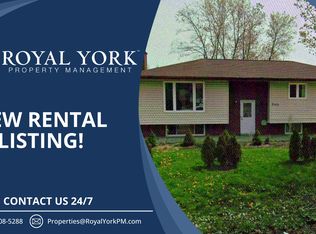 2153 Spring St #1, Innisfil, ON L9S2B7