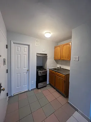 Rented by Brown Harris Stevens | media 7