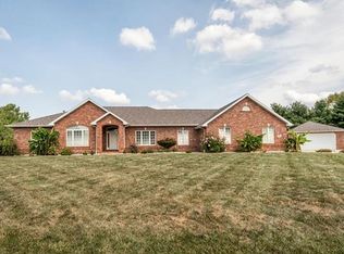304 Thomas Ln, Waterloo, IL 62298