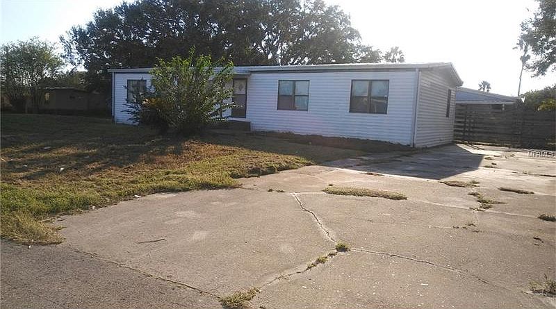 2nd image of 1050 Lester Dr