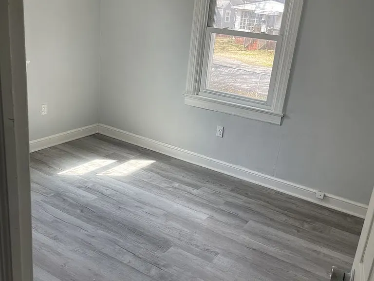 8 Ansell Ave — Photo 17