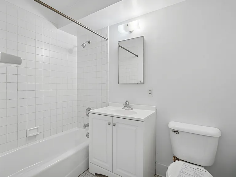 146 Beach 24 St #309 — Photo 6