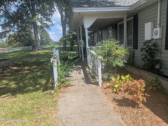 4th image of 720 Old Moore Road