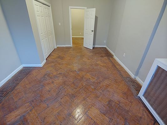 3rd image of 1125 Forest Ave #2