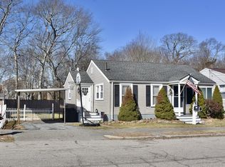 125 Stackhouse St, Dartmouth, MA 02748