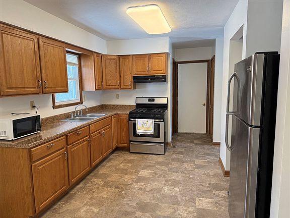 2nd image of 5449 Westgate Dr