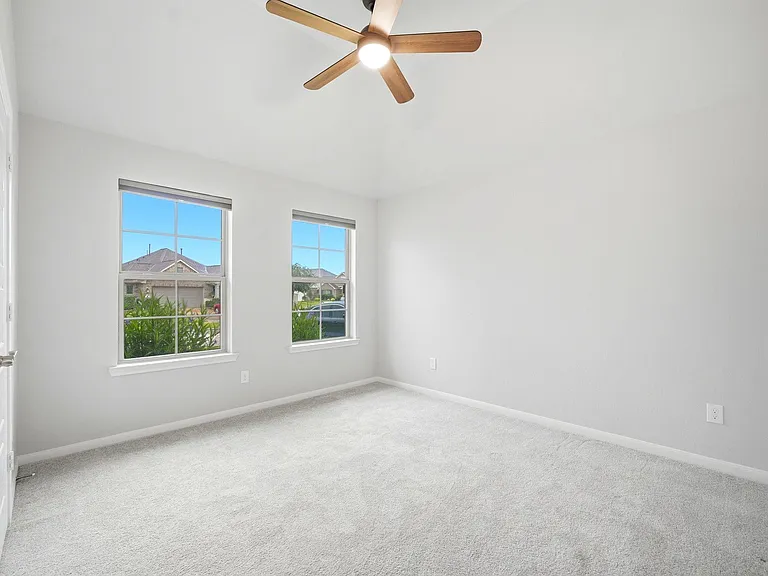 19218 Jenny Creek Ct — Photo 24