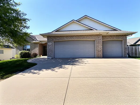 936 E Moss Wood St, Derby, KS 67037
