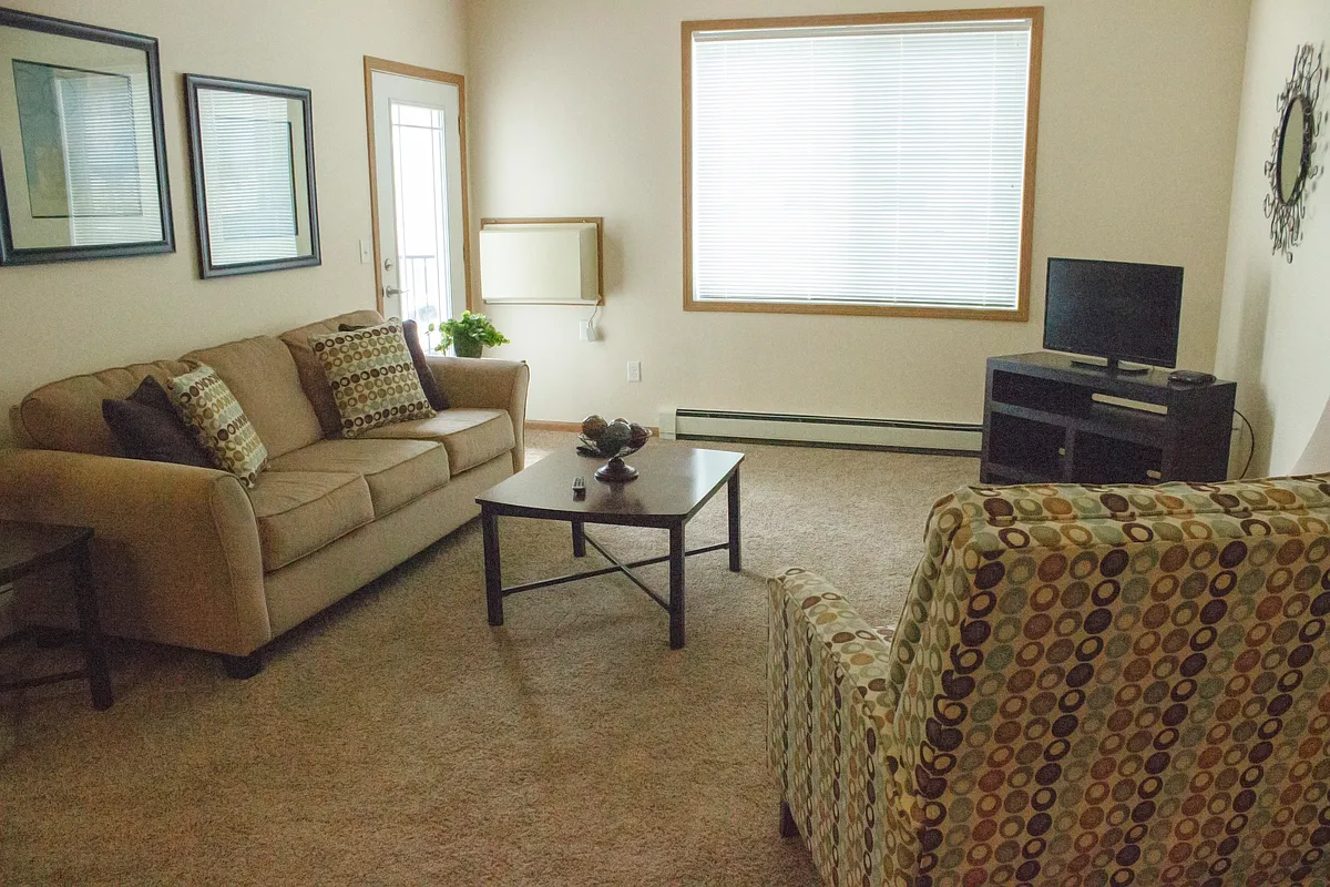 Building Photo - Amber Pointe Apartments