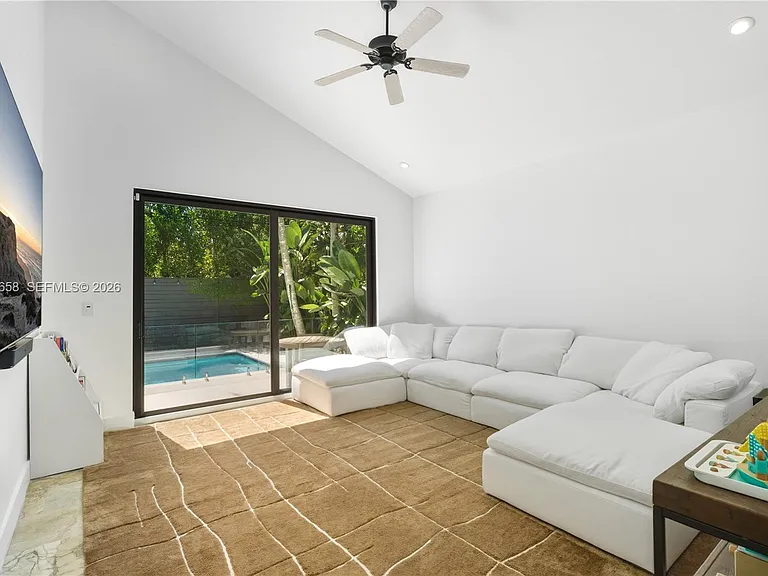 3782 El Prado Blvd — Photo 10