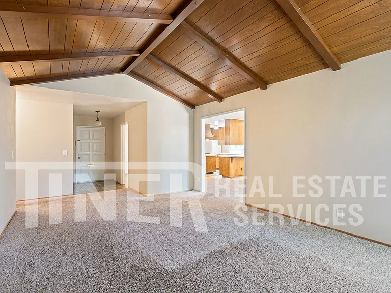 24 Grand Rio Cir — Photo 7