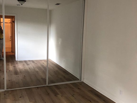 5th image of 1541 N Catalina St APT B