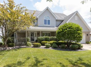 702 Columbia Dr, New Lenox, IL 60451