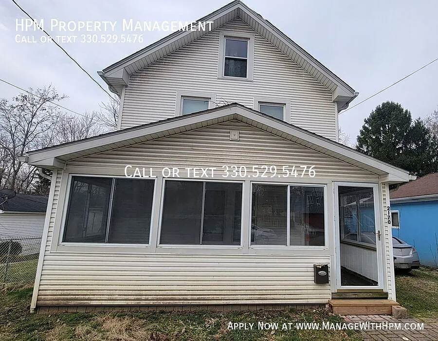 3 bed, 1.0 bath, 960 sqft, $1,095 — Photo 2