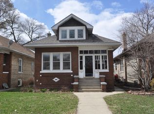 1185 S Kenilworth Ave, Oak Park, IL 60304