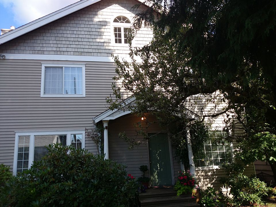 2nd image of 7050 34th Ave NE