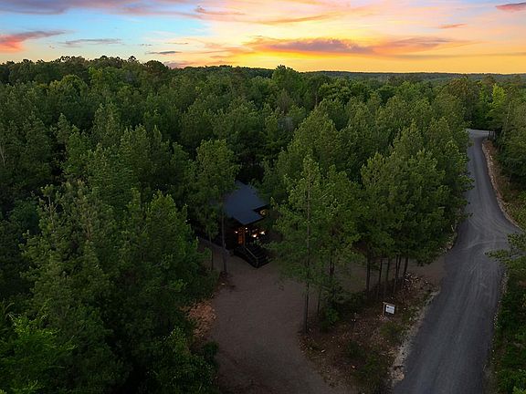 2nd image of 70 Shade Tree Trl