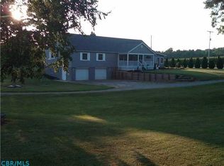 6139 Newark Rd, Mount Vernon, OH 43050