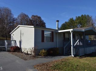 46 Ledford Chpl Way, Hayesville, NC 28904