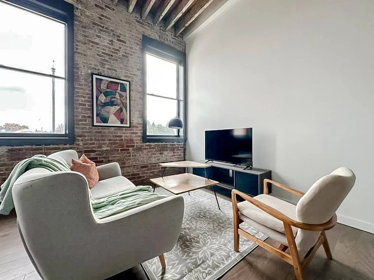 1 bed, 1.0 bath, $1,872 — Photo 4