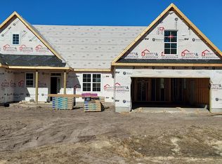 113 Rolling Water Ln, Swansboro, NC 28584