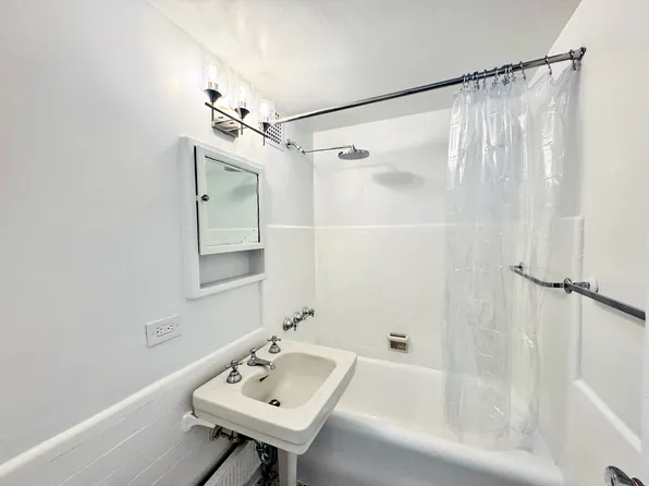 5 Tudor City Place image 5 of 11