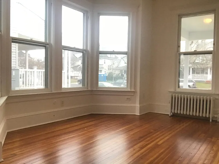 509 6th Ave #2 — Photo 3
