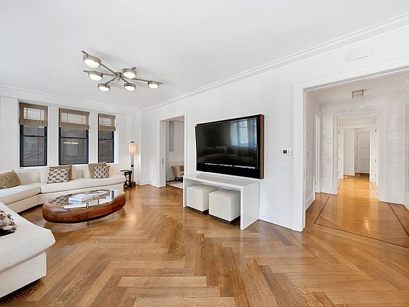 3rd image of 235 W 75th St APT 423