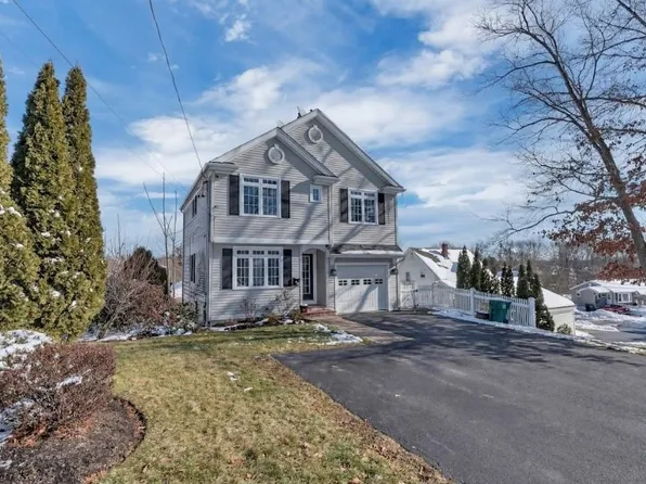 414 Rhode Island Ave, Woonsocket, RI 02895