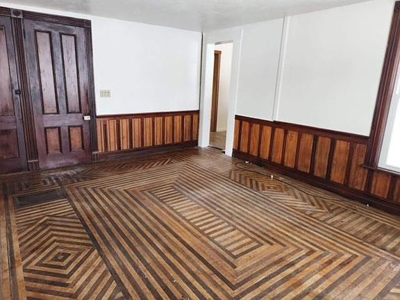 3rd image of 308 S Water St #1
