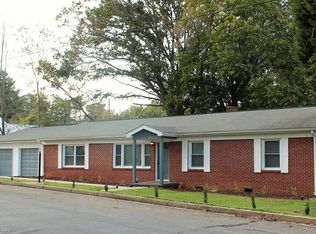 25 Jeffress Ave, Asheville, NC 28803