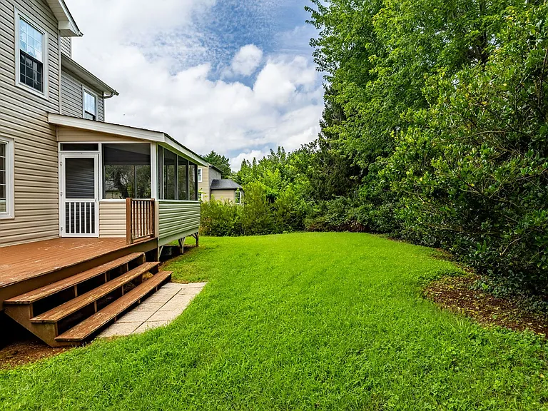 8807 Ryegate Dr — Photo 10